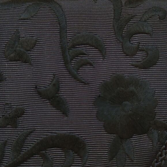 LaRegale Black Embroidered Floral Handmade Evening Shoulder Bag - Picture 2 of 9